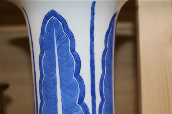 A late 19th century Chinese blue and white vase 30cm high